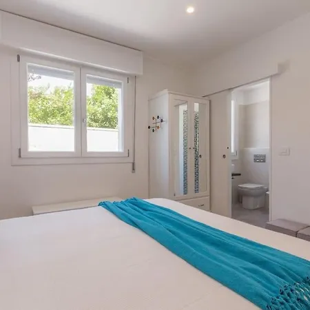 Villino In Centro Con Cortile Interno, Wifi E Aria Condizionata 펜션