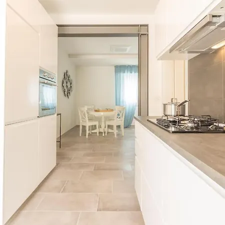 Villino In Centro Con Cortile Interno, Wifi E Aria Condizionata *